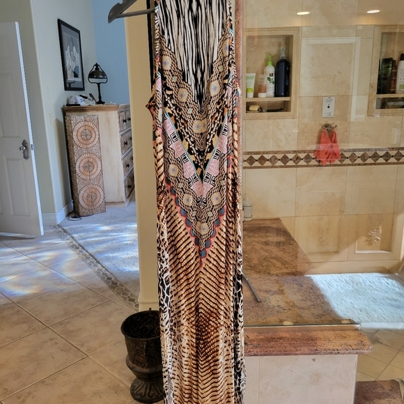 Abstract print long dress - Picture 3 of 6